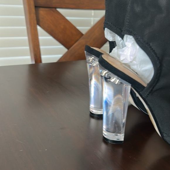 Steve Madden Viola Black Mesh Peep Toe Sock Booties Clear Block Heels Size 5.5 - Picture 9 of 14